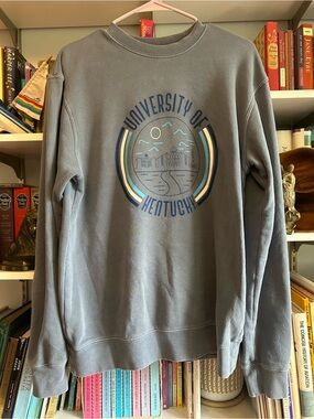 Men's Gray Crewneck Sweatshirt - Retro Campus Graphic University of Kentucky